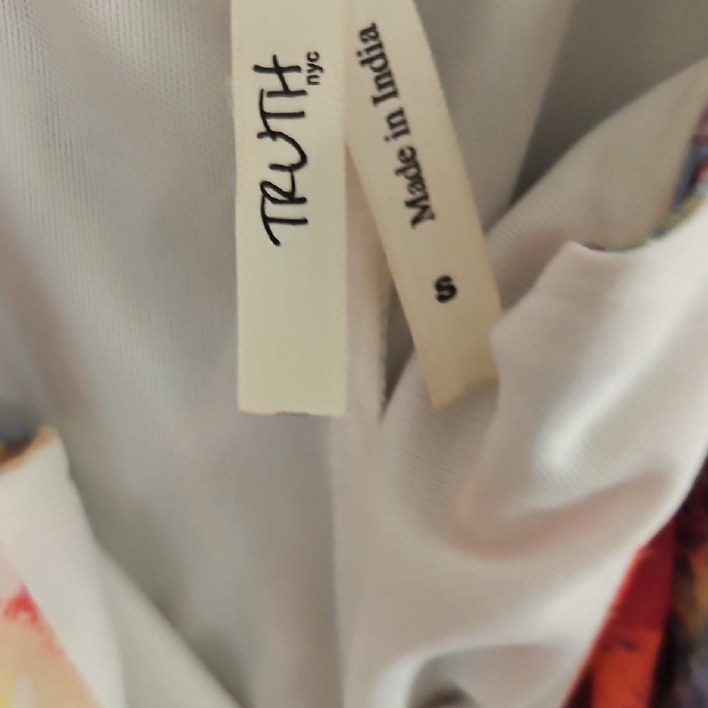 Truth NYC Colorful Floral Dress - Picture 3 of 4